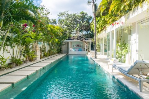 Вилла с 5 спальнями в Canggu, Бадунг, Индонезия № 1052 4