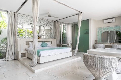 Вилла с 5 спальнями в Canggu, Бадунг, Индонезия № 1052 12