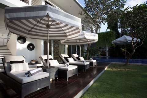 4 bedrooms Villa in Jimbaran, Badung, Indonesia No. 1056 12