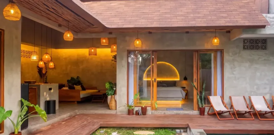 6 bedrooms Villa in South Kuta, Badung, Indonesia No. 13206