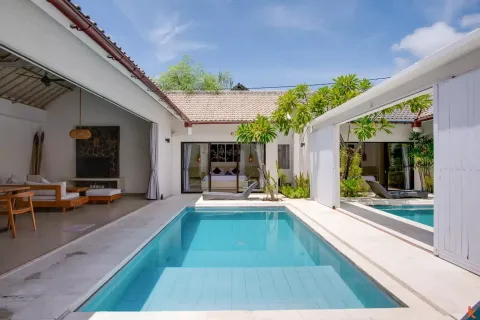2 bedrooms Villa in Seminyak, Badung, Indonesia No. 10682 4