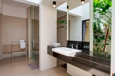 2 bedrooms Villa in Seminyak, Badung, Indonesia No. 10682 15