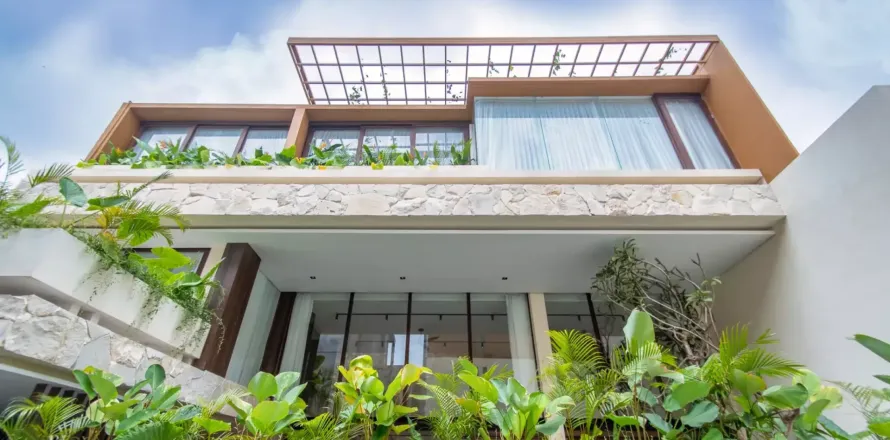 3 bedrooms Villa in Tumbak Bayuh, Mengwi, Badung, Indonesia No. 10679