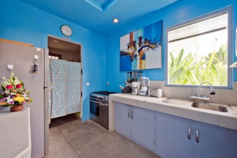 4 bedrooms Villa in Seminyak, Badung, Indonesia No. 1291 19