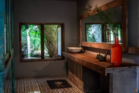 6 bedrooms Villa in Kediri, Indonesia No. 10980 6