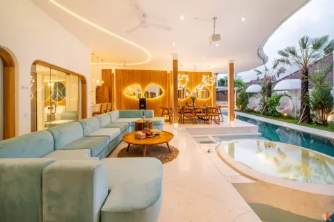 5 bedrooms Villa in Badung, Indonesia No. 10981 12