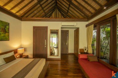 Вилла с 2 спальнями в Seminyak, Бадунг, Индонезия № 10976 11