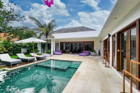 3 bedrooms Villa in South Denpasar, Denpasar, Indonesia No. 10982 4