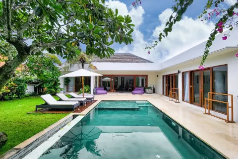 3 bedrooms Villa in South Denpasar, Denpasar, Indonesia No. 10982