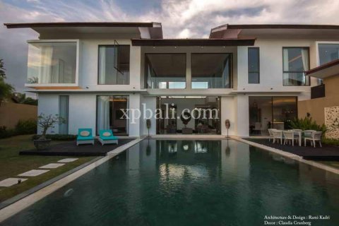 4 bedrooms Villa in Tabanan, Indonesia No. 455