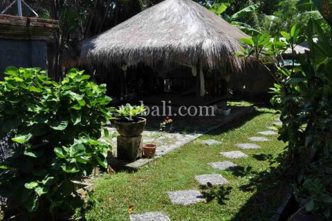 3 bedrooms Villa in Denpasar, Indonesia No. 458 16