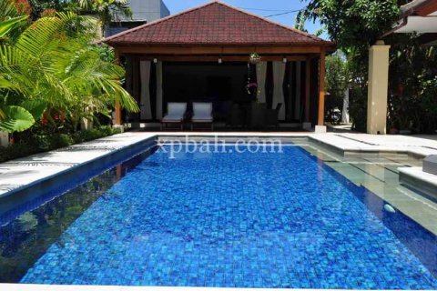 3 bedrooms Villa in Denpasar, Indonesia No. 458