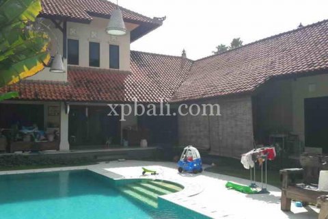 Вилла с 4 спальнями в Nusa Dua, Бадунг, Индонезия № 452