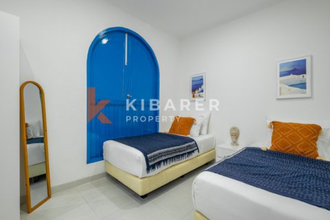 6 bedrooms Villa in Seminyak, Badung, Indonesia No. 13018 25