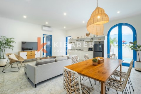 6 bedrooms Villa in Seminyak, Badung, Indonesia No. 13018 6