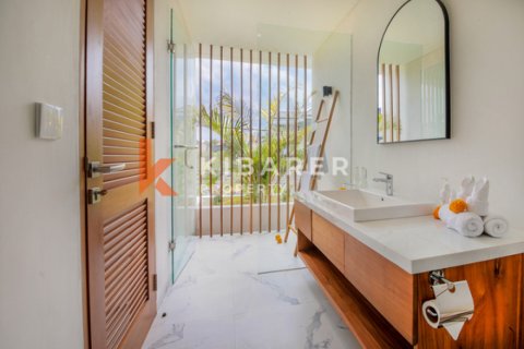 2 bedrooms Villa in Denpasar, Indonesia No. 13015 14