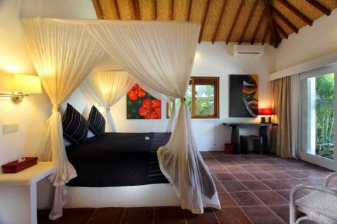 4 bedrooms Villa in Seminyak, Badung, Indonesia No. 1513 6