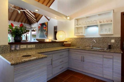 4 bedrooms Villa in Seminyak, Badung, Indonesia No. 1513 5