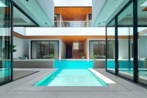 6 bedrooms Villa in Jimbaran, Badung, Indonesia No. 1509 18