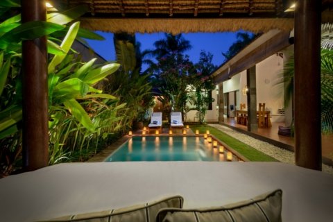 6 bedrooms Villa in Jimbaran, Badung, Indonesia No. 1509 14