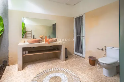 3 bedrooms Villa in Kerobokan, Badung, Indonesia No. 13227 16