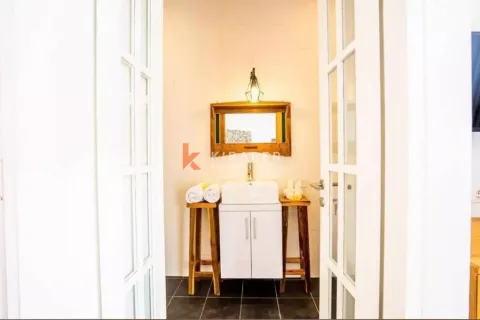 1 bedroom Villa in Seminyak, Badung, Indonesia No. 13228 7