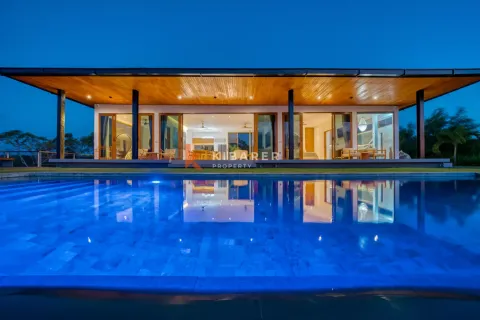 3 bedrooms Villa in South Kuta, Badung, Indonesia No. 13229 3
