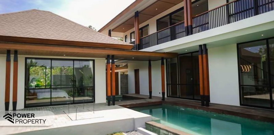 3 bedrooms Villa in Jimbaran, Badung, Indonesia No. 8227