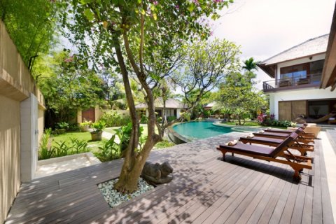 Вилла с 4 спальнями в Seminyak, Бадунг, Индонезия № 917 3