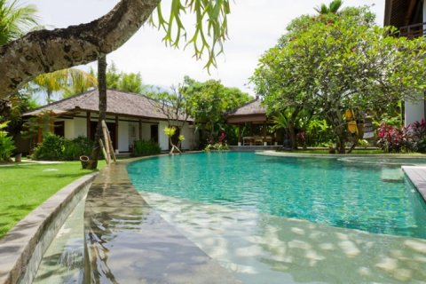 Вилла с 4 спальнями в Seminyak, Бадунг, Индонезия № 917 15