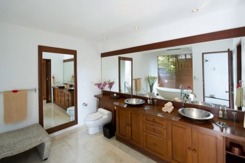 Вилла с 4 спальнями в Seminyak, Бадунг, Индонезия № 917 13