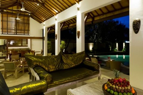 Вилла с 4 спальнями в Seminyak, Бадунг, Индонезия № 917 22