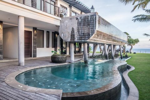 3 bedrooms Villa in South Kuta, Badung, Indonesia No. 7788 8