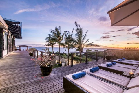 3 bedrooms Villa in South Kuta, Badung, Indonesia No. 7788 2