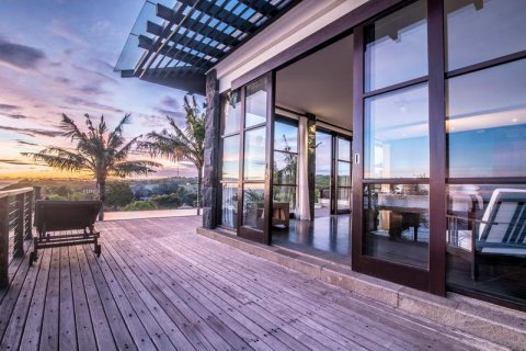 3 bedrooms Villa in South Kuta, Badung, Indonesia No. 7788 5