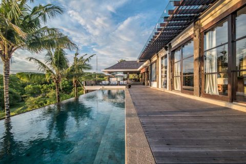 3 bedrooms Villa in South Kuta, Badung, Indonesia No. 7788 13