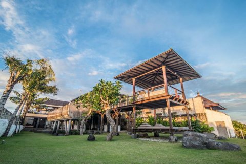 3 bedrooms Villa in South Kuta, Badung, Indonesia No. 7788 11