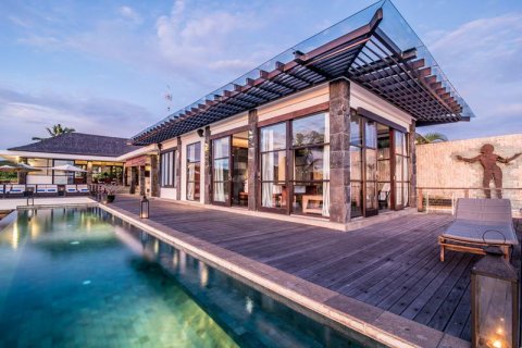 3 bedrooms Villa in South Kuta, Badung, Indonesia No. 7788 4