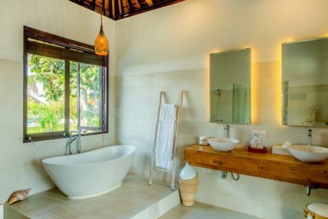 5 bedrooms Villa in South Kuta, Badung, Indonesia No. 7787 9