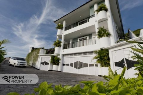 5 bedrooms Villa in South Kuta, Badung, Indonesia No. 7786 7