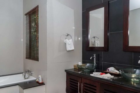 2 bedrooms Villa in Pererenan, Mengwi, Badung, Indonesia No. 7790 16