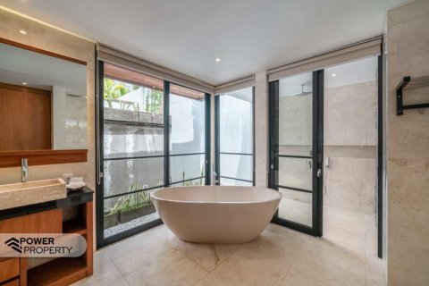 4 bedrooms Villa in Benoa, Badung, Indonesia No. 7789 2