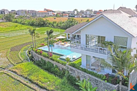 4 bedrooms Villa in Canggu, Badung, Indonesia No. 10850 2
