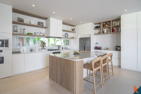 4 bedrooms Villa in Canggu, Badung, Indonesia No. 10850 14