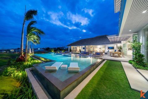 4 bedrooms Villa in Canggu, Badung, Indonesia No. 10850 4