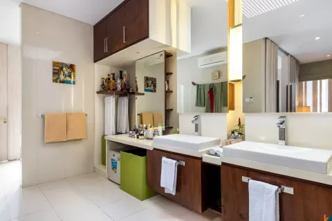 Вилла с 3 спальнями в Seminyak, Бадунг, Индонезия № 10855 23