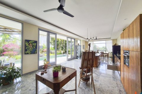 3 bedrooms Villa in Ungasan, Badung, Indonesia No. 11483 12