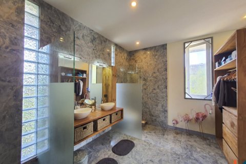 3 bedrooms Villa in Ungasan, Badung, Indonesia No. 11483 20