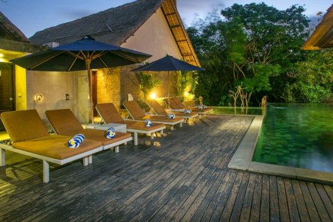 15 bedrooms Villa in Tampaksiring, Gianyar, Indonesia No. 7818 23