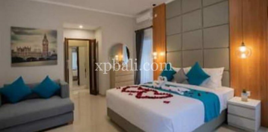 4 bedrooms Villa in South Kuta, Badung, Indonesia No. 7821